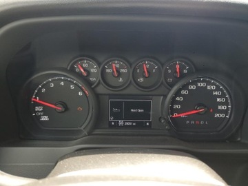 Chevrolet Silverado II 2022 Chevrolet Silverado K1500 Custom 2022 2.7l 2.7 Benzyna 310KM, zdjęcie 9