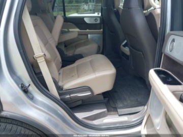 Lincoln Navigator III 2023 Lincoln Navigator Reserve 2023 3.5l 3.5 Benzyna 440KM, zdjęcie 11