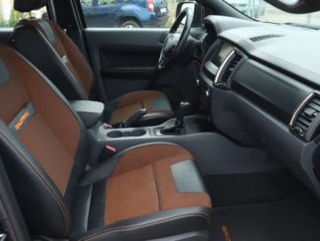 Ford Ranger V Podwójna kabina 3.2 Duratorq TDCI 200KM 2016 Ford Ranger 3.2 TDCi, Salon Polska, 197 KM, 4X4, zdjęcie 8