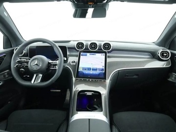 Mercedes GLC C254/X254 Coupe 2.0 200 204KM 2025 GLC Coupe 200 4-Matic AMG Line 2.0 (204KM) 2025, zdjęcie 4