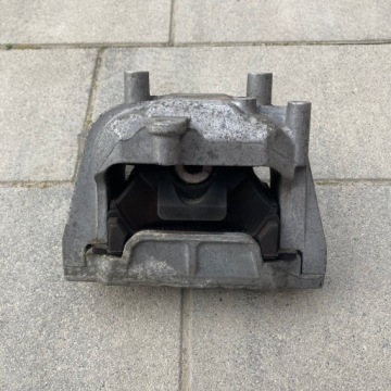 ПОДУШКА ДВИГАТЕЛЯ A3 LIFT 2.0 TDI CR 1K0199262CB