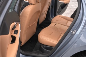 Volvo V40 II Hatchback Facelifting 2.0 D2 120KM 2018 VOLVO V40 INSCRIPTION PANORAMA SKÓRA AUTOMAT, zdjęcie 22