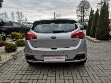 Kia Ceed II Hatchback 5d 1.6 CRDi 110KM 2014 Kia Cee'd 1.6 CRDI 120KM # Klima # Automat #, zdjęcie 6