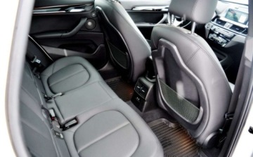 BMW X1 F48 Crossover Facelifting 2.0 25i 231KM 2021 BMW X1 Tempomat adaptacyjny, 4x4, Automat, Panorama 2.0 Benzyna 231KM, zdjęcie 24