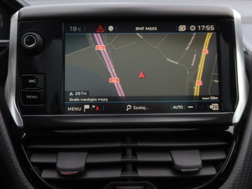 Peugeot 2008 I SUV Facelifting 1.2 PureTech 130KM 2018 Peugeot 2008 1.2 PureTech, Salon Polska, Skóra, zdjęcie 12