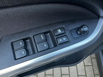 Suzuki Vitara III SUV 1.6 VVT 120KM 2017 Suzuki Vitara 1Ręka! Kamera Grzane fotele, zdjęcie 14