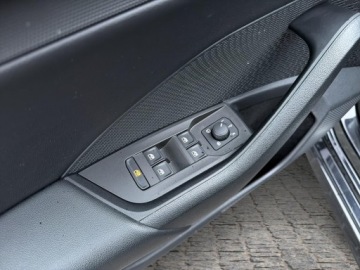 Skoda Octavia IV Liftback 1.5 TSI EVO 150KM 2023 Skoda Octavia IV 1.5 TSI / 150 KM Sportline DSG Sa, zdjęcie 17