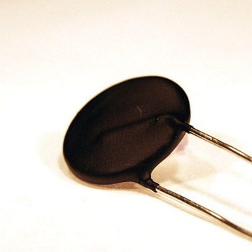 Termistor NTC 8D-20 8R 6A