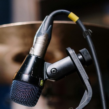 KLIPS DO MIKROFONU KABEL WYSIĘGNIK KLIPSY STATYWY GŁOŚNIKOWE 20 SZT