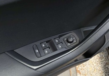 Skoda Karoq Crossover 1.0 TSI 115KM 2019 Skoda Karoq 1.0 TSI 115KM DSG GWARANCJA bezwypadkowa virtual NAVI, zdjęcie 28