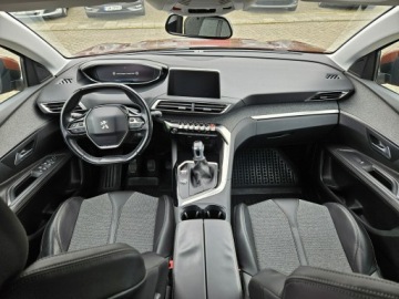 Peugeot 3008 II Crossover 1.2 PureTech 130KM 2018 Peugeot 3008 1,2 benzyna 130KM nawigacja Allure, zdjęcie 8