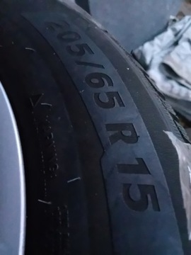 KOLA ZIMNÍ BMW E39 E46 205/65 R15