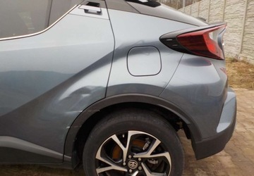 Toyota C-HR I Crossover Facelifting 2.0 Hybrid Dynamic Force 184KM 2020 Toyota C-HR 2.0 Okazja 2.0 Hybryda 184KM, zdjęcie 10