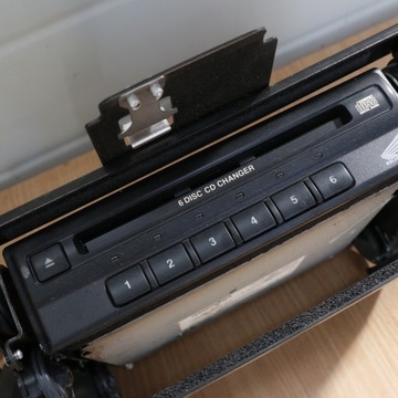 5533 Радиодисковый чейнджер для мотоцикла 01-05 Honda Goldwing GL 1800