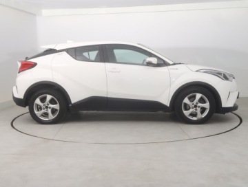 Toyota C-HR I Crossover 1.8 Hybrid 122KM 2019 Toyota C-HR 1.8 Hybrid, Salon Polska, Automat, zdjęcie 5