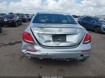 Mercedes Klasa E W213 2020 Mercedes-Benz Klasa E 450 4Matic 2020 3.0l 3.0 Benzyna 362KM, zdjęcie 4