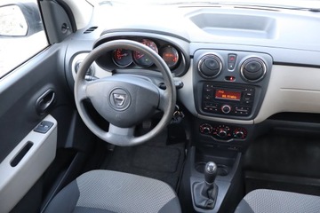 Dacia Lodgy Minivan 1.6 SCe 102KM 2016 Dacia Lodgy 1.6 SCe, Salon Polska, 7 miejsc, zdjęcie 6