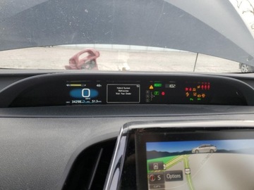 Toyota Prius IV Hatchback Plug-in 1.8 Hybrid Plug-in 122KM 2021 Toyota Prius Prime LE 2021 1.8l 1.8 Hybryda 121KM, zdjęcie 9