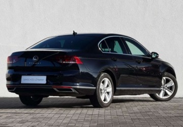 Volkswagen Passat B8 Variant Facelifting 2.0 TSI 190KM 2022 Volkswagen Passat LED Travel Assist Navi Easy OpenClose Salon PL FVAT, zdjęcie 1