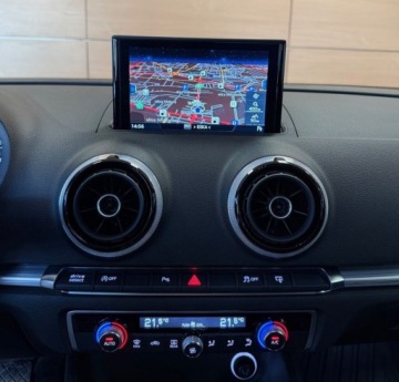 Audi A3 8V Limousine 1.4 TFSI CoD ultra 150KM 2016 Audi A3 Limousine Pelna oferta na R-CARS.pl 1.4 Benzyna 150KM, zdjęcie 10