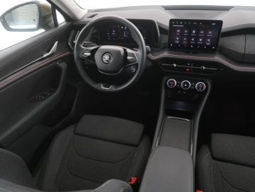 Skoda Kodiaq I SUV Facelifting 1.5 TSI 150KM 2024 Skoda Kodiaq 1.5 TSI m-HEV, Salon Polska, zdjęcie 6