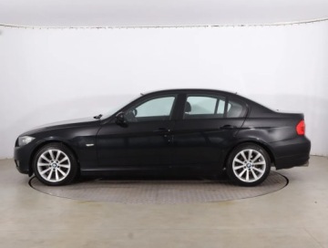 BMW Seria 3 E90-91-92-93 Limuzyna E90 318i 143KM 2008 BMW 3 318 i, Klima, Klimatronic, Tempomat, zdjęcie 2