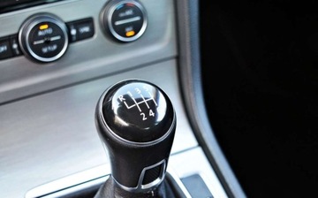 Volkswagen Golf VII Hatchback 3d 2.0 TDI-CR DPF 150KM 2014 Volkswagen Golf 2.0 TDI Highline Ksenon Radar Nawigacja, zdjęcie 12