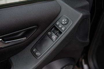 Mercedes Klasa B W245 150 95KM 2006 Mercedes B 150 Avantgarde 1.5i 95KM ! Szyberach !, zdjęcie 23