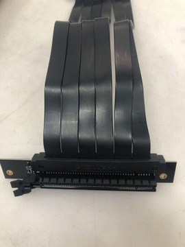ПОДКЛЮЧЕНИЕ — КАБЕЛЬ ULTRA PCIE 4.0 X16 RISER