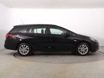 Opel Astra K Sportstourer Facelifting 1.2 Turbo 145KM 2020 Opel Astra 1.2 Turbo, Salon Polska, Serwis ASO, zdjęcie 5