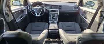 Volvo V60 I Kombi 1.6 T3 150KM 2012 Volvo V60 Volvo V60 T3 Kinetic 1.6 Benzyna 150KM, zdjęcie 10