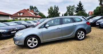 Opel Astra J Sports Tourer 1.4 Turbo ECOTEC 120KM 2011 Opel Astra BENZYNA nawigacja 2x PDC super okazja POLECAMY 1.4, zdjęcie 23