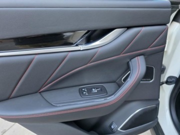 Maserati Levante 3.0 V6 GDI 350KM 2023 MASERATI LEVANTE GT Ultima V6 3.0l 350KM (Ferrari F160 Przebieg:16,151km, zdjęcie 24