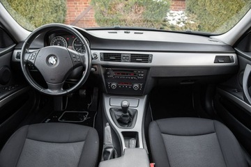 BMW Seria 3 E90-91-92-93 Limuzyna E90 318d 143KM 2007 BMW 320 M47 Rozrząd z przodu ! Szyberdach !, zdjęcie 4