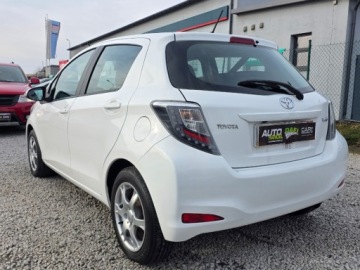 Toyota Yaris III Hatchback 5d Facelifting 1.0 VVT-i 69KM 2014 Toyota Yaris 1.0 69Ps 5Drz Biala Klimatyzacja Elektryka Alu Piekna Gwaranc, zdjęcie 3