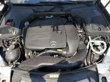 Mercedes Klasa E W213 2022 Mercedes-Benz Klasa E 2022, 2.0L, od ubezpieczalni 2.0 Benzyna 255KM, zdjęcie 10