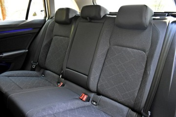 Volkswagen Golf VIII Variant 1.5 eTSI 130KM 2023 Volkswagen Golf Bezwypadkowy / Salon Polska /, zdjęcie 11