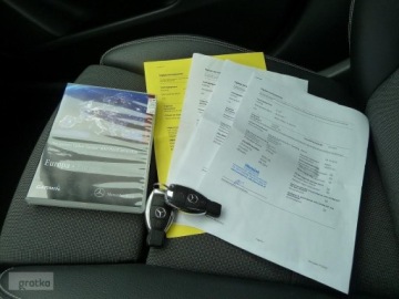 Mercedes Klasa A W176 Hatchback 5d Facelifting 160 102KM 2017 Mercedes-Benz Klasa A Mercedes-Benz Klasa A W176 160 BIALA PERLAXENONYLedy, zdjęcie 22