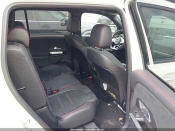 Mercedes GLB 2021 Mercedes-Benz GLB 250 4Matic 2021 2.0l 2.0 Benzyna 221KM, zdjęcie 12