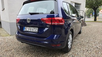 Volkswagen Touran III 1.6 TDI 110KM 2016 Volkswagen Touran 1,6 TDI 110 KM NAVI klimatronic OPLACONY 1.6 Diesel, zdjęcie 12