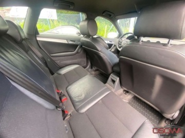 Audi A3 8P Hatchback 3d 2.0 TDI CR 140KM 2011 Audi A3 Sportback 2.0tdi s-Line bi xenon pol skory ledy czarny sufit full, zdjęcie 13