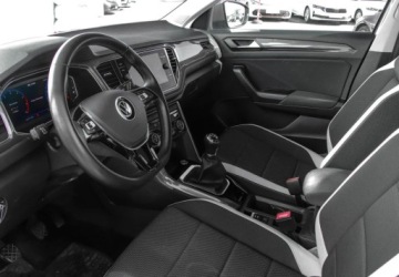 Volkswagen T-Roc I SUV 1.5 TSI ACT 150KM 2021 Volkswagen T-Roc 1.5 TSI 150KM Premium Kamera Cofania Pokrywa bagaznika el, zdjęcie 10