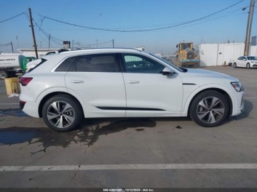 Audi Q8 2024 Audi Q8 e-tron Premium Plus Quattro 2024 Elektryczny 402KM, zdjęcie 6
