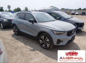 Volvo XC40 Crossover Facelifting 2.0 B5 250KM 2024 Volvo XC 40 2024r., B5 Ultimate Dark Theme, 2L, od ubezpieczalni 2.0 250KM
