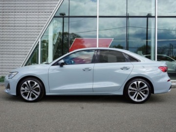 Audi A3 8Y Sportback Facelifting 1.5 35 TFSI 150KM 2025 AUDI A3 35 TFSI S Line Sedan 1.5 (150KM), zdjęcie 1