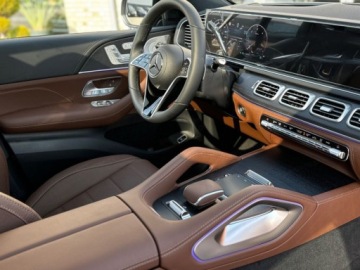 Mercedes GLE V167 SUV Facelifting 2.0 300d 269KM 2025 MERCEDES-BENZ GLE 300 d 4-Matic AMG Line 2.0 (269KM) 2025, zdjęcie 6