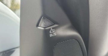 Volvo V60 I 2016 Volvo V60 2.0 Moc 240 KM benzyna - GAZ 2.0 Benzyna 240KM, zdjęcie 28