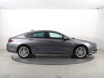 Opel Insignia I Hatchback Facelifting 2.0 CDTI Ecotec 170KM 2017 Opel Insignia 2.0 CDTI, 167 KM, Automat, Skóra, zdjęcie 5