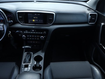 Kia Sportage IV SUV Facelifting 1.6 CRDI 136KM 2019 Kia Sportage 1.6 CRDi, Automat, Skóra, Navi, zdjęcie 7
