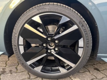 Peugeot 308 III 2025 Od ręki - GT e-DCS7 1.6 Plug-in HYBRID PHEV 195KM / Pakiet Bezpieczeństwo, zdjęcie 11